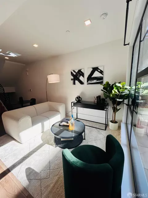 1288 Howard St #330, San Francisco, CA 94103