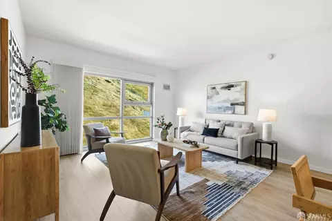 1 Mandalay Pl #910, South San Francisco, CA 94080