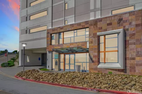 1 Mandalay Pl #910, South San Francisco, CA 94080