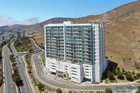 1 Mandalay Pl #910, South San Francisco, CA 94080