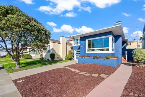 32 Lake Forest Dr, Daly City, CA 94015