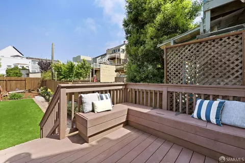 Exterior - 1278 11th Ave, San Francisco, CA 94122 photo 2 of 5