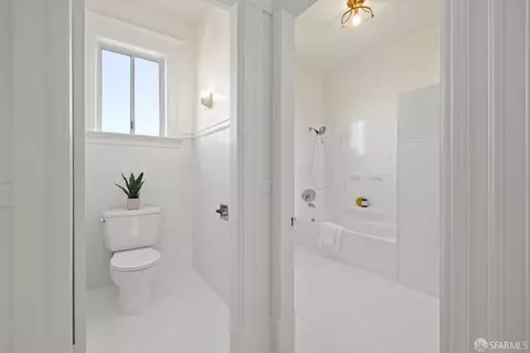 Bath - 1278 11th Ave, San Francisco, CA 94122 photo 2 of 3