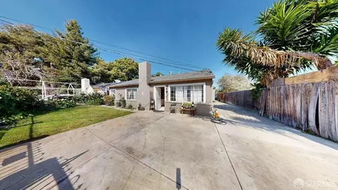 471 Green St, East Palo Alto, CA 94303