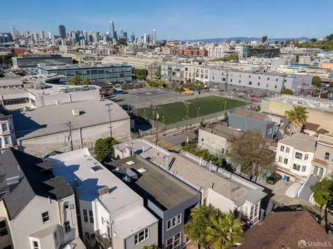 View/Area - 3257 20th St, San Francisco, CA 94110 photo 2 of 2