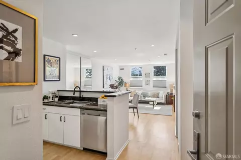 8200 Oceanview Ter #414, San Francisco, CA 94132