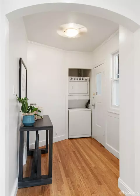 Entry Way - 1026 Anza St, San Francisco, CA 94118 photo 2 of 2