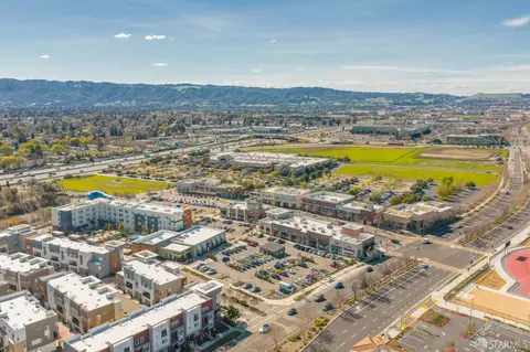 View/Area - 4138 Clarinbridge Cir, Dublin, CA 94568 photo 4 of 5