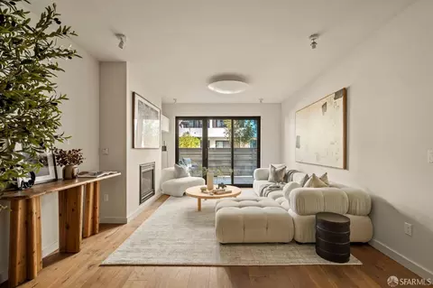1275 Indiana St #102, San Francisco, CA 94107