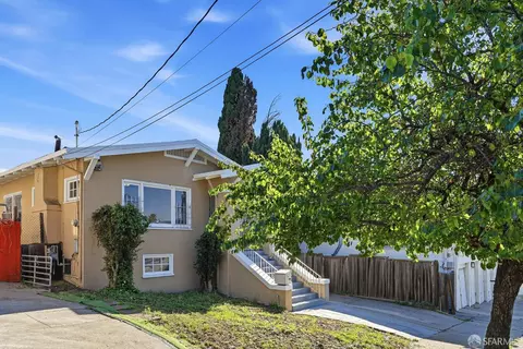 726 E 23rd St, Oakland, CA 94606