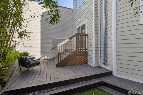 Exterior - 2473 Diamond St, San Francisco, CA 94131 photo 5 of 6