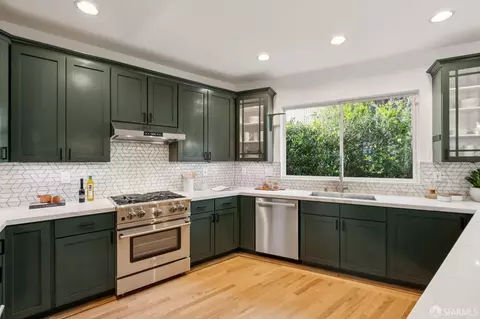 Kitchen - 2473 Diamond St, San Francisco, CA 94131 photo 5 of 10