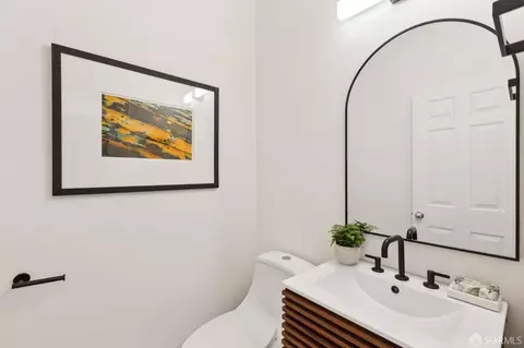 Bath - 2473 Diamond St, San Francisco, CA 94131 photo 1 of 7