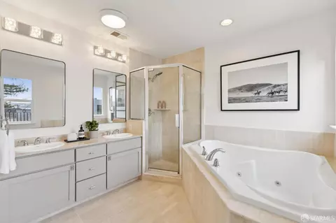 Bath - 2473 Diamond St, San Francisco, CA 94131 photo 2 of 7