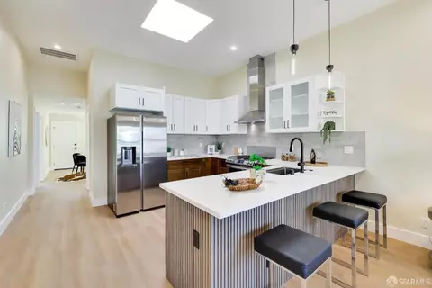 Kitchen - 57 Cayuga Ave, San Francisco, CA 94112 photo 2 of 4