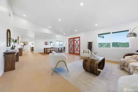 6481 Sunnyslope Ave, Castro Valley, CA 94552