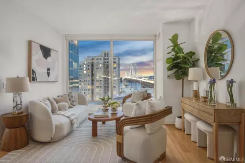 425 1st St #1208, San Francisco, CA 94105
