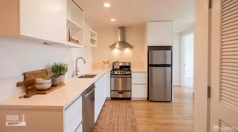 1545 Pine St #706, San Francisco, CA 94109