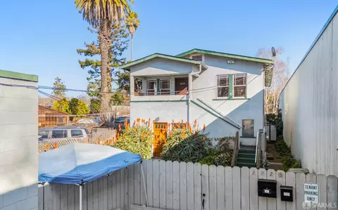 Exterior - 2221 San Pablo Ave, Berkeley, CA 94702 photo 2 of 6