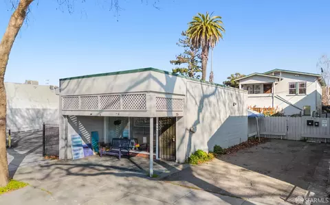 2221 San Pablo Ave, Berkeley, CA 94702
