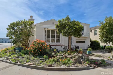 301 Crestlake Dr, San Francisco, CA 94132