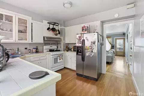 Kitchen - 527 Congo St, San Francisco, CA 94131 photo 1 of 2