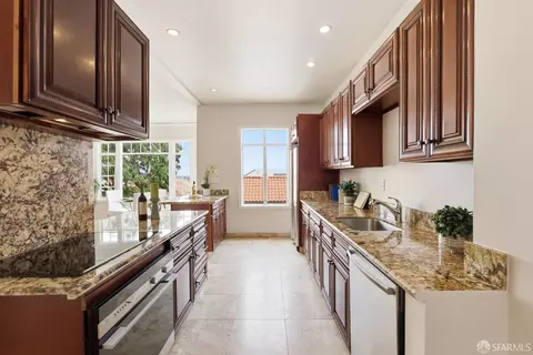 3835 Scott St #303, San Francisco, CA 94123