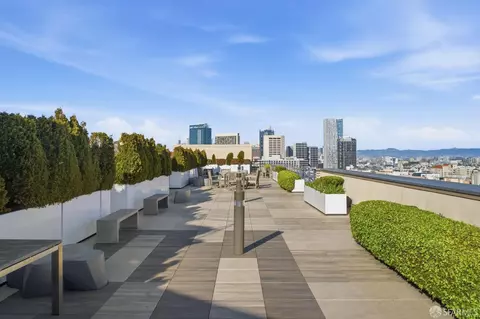 8 Buchanan St #806, San Francisco, CA 94102