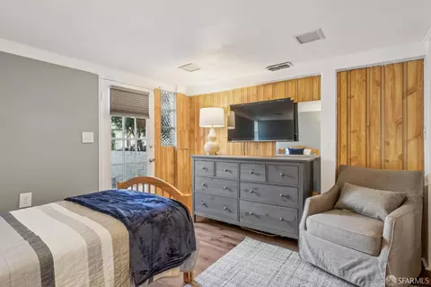Bedroom - 437 Staples Ave, San Francisco, CA 94112 photo 5 of 6