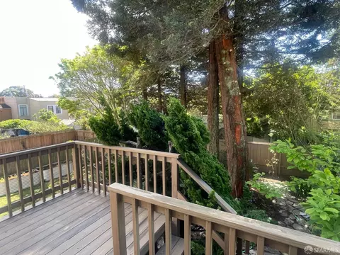 Exterior - 437 Staples Ave, San Francisco, CA 94112 photo 5 of 7