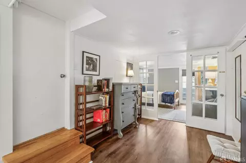 Entry Way - 437 Staples Ave, San Francisco, CA 94112 photo 2 of 2