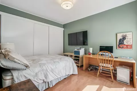 Bedroom - 437 Staples Ave, San Francisco, CA 94112 photo 3 of 6