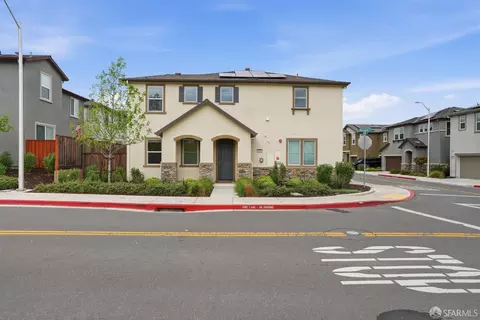 1520 Landing St, Pittsburg, CA 94565