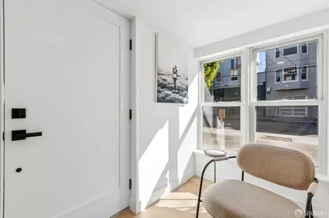 108 Albion St #A, San Francisco, CA 94110