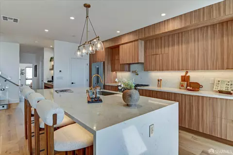 Kitchen - 1719 33rd Ave, San Francisco, CA 94122 photo 5 of 8