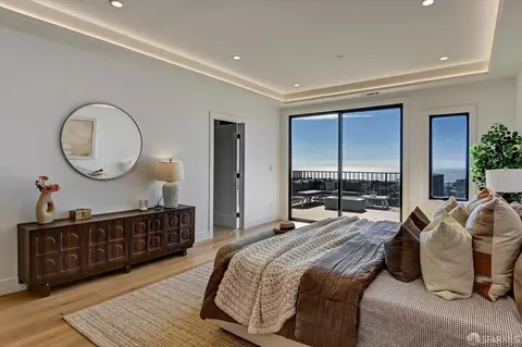 Bedroom - 1719 33rd Ave, San Francisco, CA 94122 photo 9 of 15