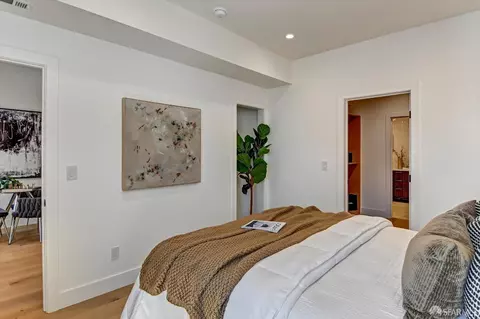 Bedroom - 1719 33rd Ave, San Francisco, CA 94122 photo 14 of 15