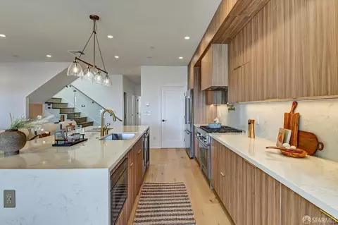 Kitchen - 1719 33rd Ave, San Francisco, CA 94122 photo 3 of 8