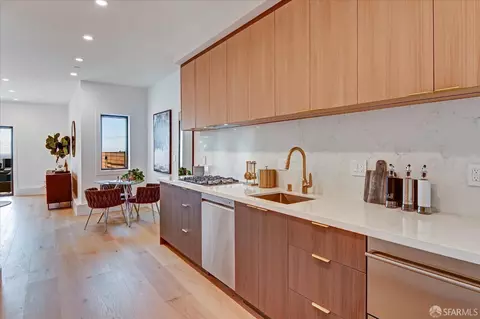 Kitchen - 1719 33rd Ave, San Francisco, CA 94122 photo 7 of 8