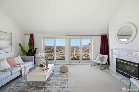 580 Pointe Pacific #4, Daly City, CA 94014