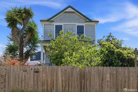 979 Grace Ave, Oakland, CA 94608