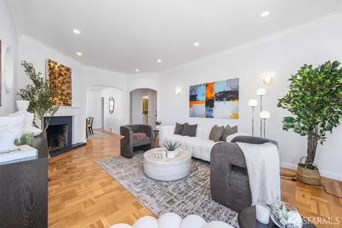 Living - 1500 41st Ave, San Francisco, CA 94122 photo 2 of 5