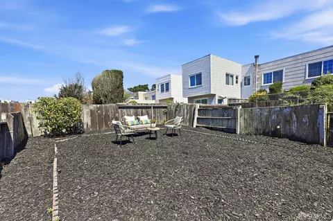 Exterior - 3626 Ulloa St, San Francisco, CA 94116 photo 5 of 9