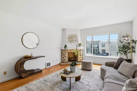 Living - 3626 Ulloa St, San Francisco, CA 94116 photo 2 of 4
