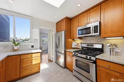 Kitchen - 3626 Ulloa St, San Francisco, CA 94116 photo 5 of 6