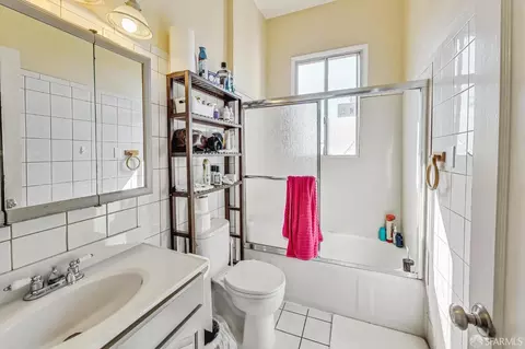 Bath - 2811 Telegraph Ave, Berkeley, CA 94705 photo 6 of 6