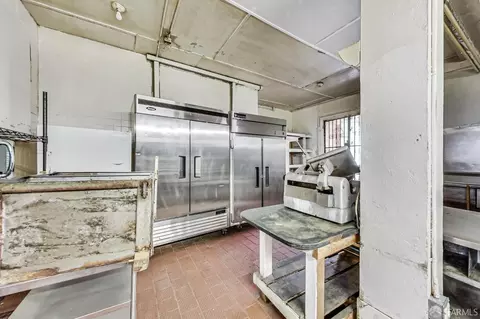Kitchen - 2811 Telegraph Ave, Berkeley, CA 94705 photo 4 of 16