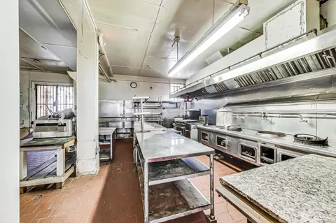 Kitchen - 2811 Telegraph Ave, Berkeley, CA 94705 photo 3 of 16