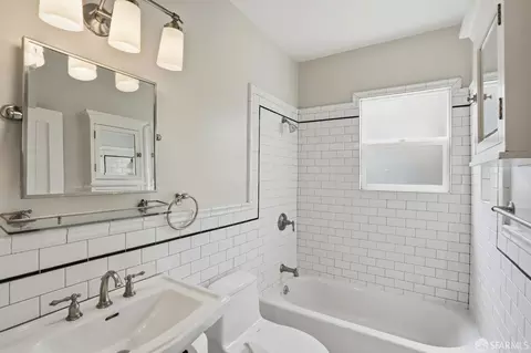 Bath - 2811 Telegraph Ave, Berkeley, CA 94705 photo 3 of 6