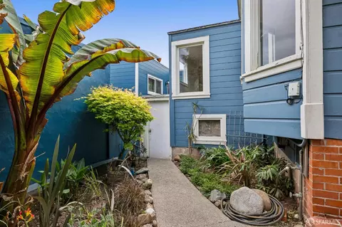 Exterior - 3623 22nd St, San Francisco, CA 94114 photo 3 of 8